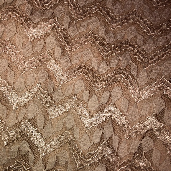 Beige Pattern Dress 🌼 - Picture 3 of 3